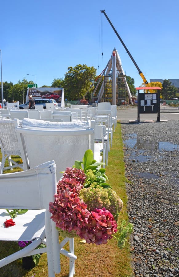 Tillfällig utomhus- kyrka och ny domkyrka, Christchurch, nya Ze royaltyfri bild