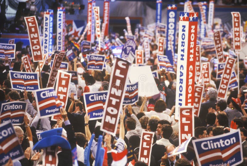 Tillståndsdelegater på den 1992 demokratiska nationella regeln på Madison Square Garden fotografering för bildbyråer Tillståndsdelegater på den 1992 demokratiska nationella regeln på Madison Square Garden fotografering för bildbyråer