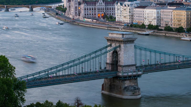 Time lapse con la straordinaria vista di budapest