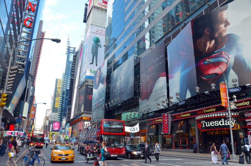 Times Square at 7th Avenue