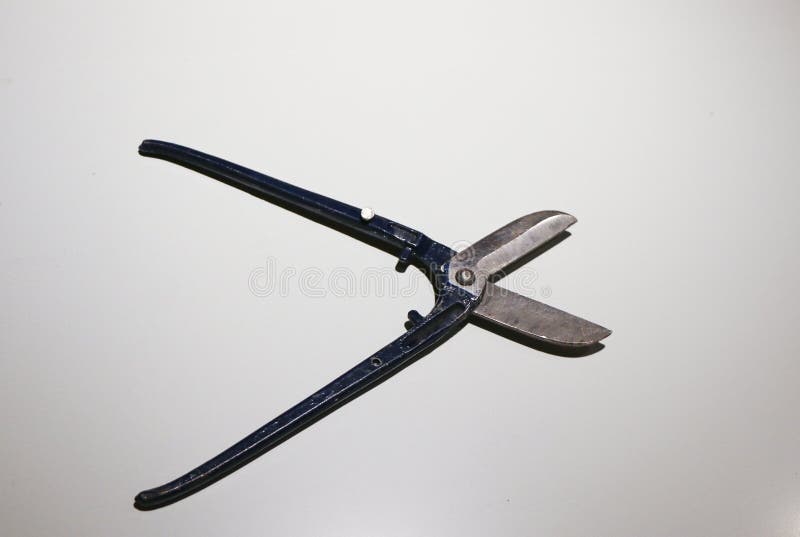Old Blue Tin Snips Isolated On White Stock Photo - Download Image Now -  Cutting, Tin, Appliance - iStock