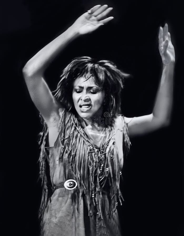 Tina Turner Performs in Chicago in 1982