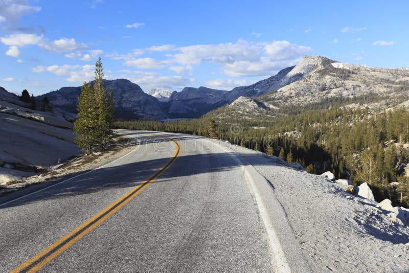 Tioga Road In Yosemite National Park Stock Image Image 19722069