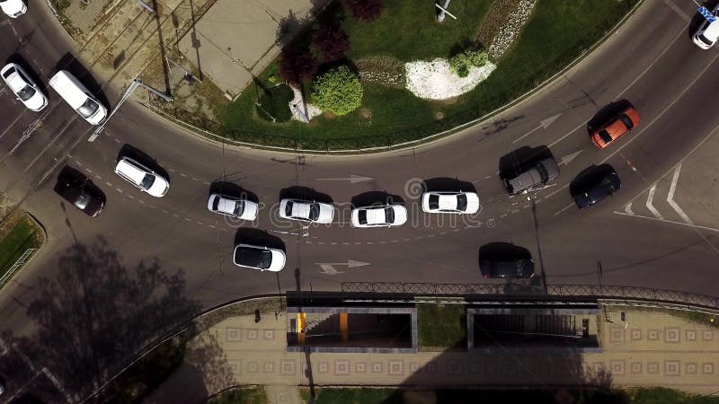 Tir a?rien de bourdon de rond point occup?