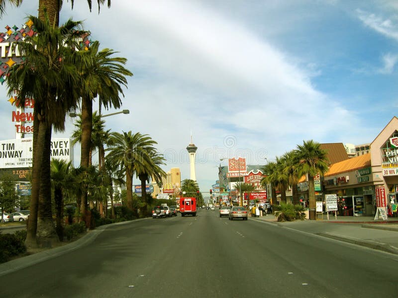 Tira que dirige à estratosfera, Las Vegas de Las Vegas, Nevada imagens de stock Tira que dirige à estratosfera, Las Vegas de Las Vegas, Nevada imagens de stock