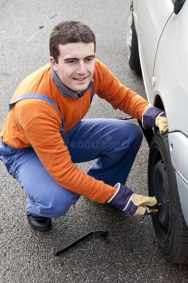 Tire changer job stock photo. Image of skill, transport 13131214
