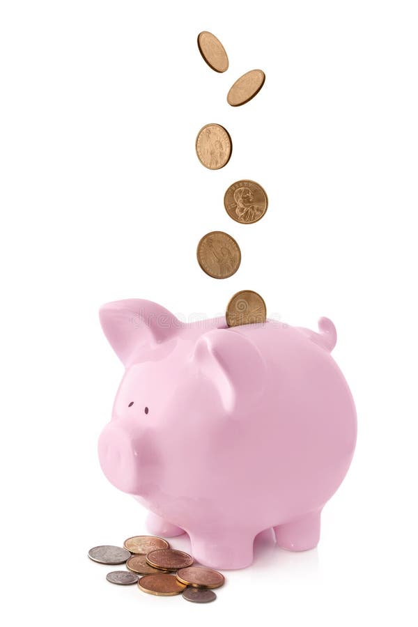Tirelire avec les pièces de monnaie en baisse image libre de droits Tirelire avec les pièces de monnaie en baisse image libre de droits