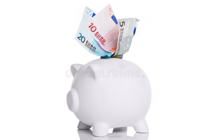Tirelire blanche avec des euro dans la fente image libre de droits Tirelire blanche avec des euro dans la fente image libre de droits