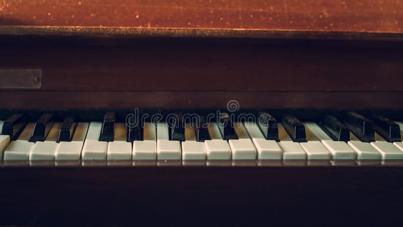 O Piano Danificou O Teclado Nenhum Jogo Foto de Stock - Imagem de