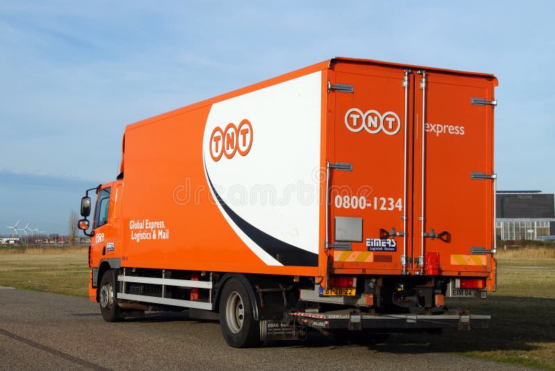 TNT Global Postal Delivery Truck - DAF Editorial Photography - Image of  distribution, communications: 64358462