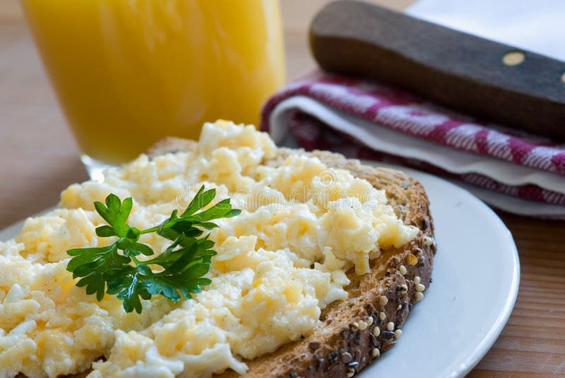 Toast with scrambled egg