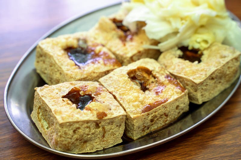 Tofu împuțit cu varză murată, faimoasă și delicioasă, în Taiwan stock photos