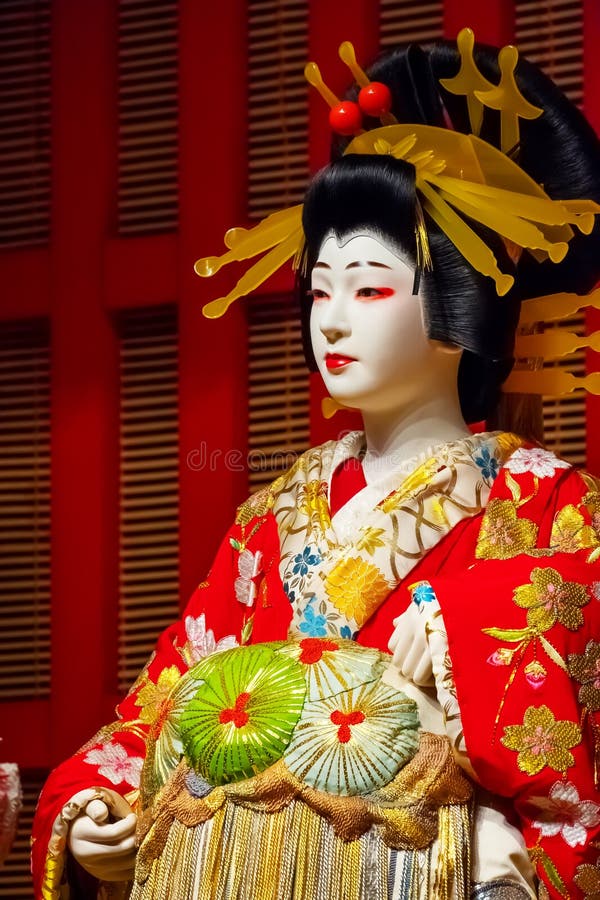 Life Size Dolls with Full Kimono Dress at Edo Tokyo Museum Editorial ...