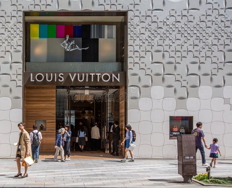 Louis Vuitton Store Ginza Street, Tokyo, Japan Editorial Stock Photo -  Image of facade, front: 187583318