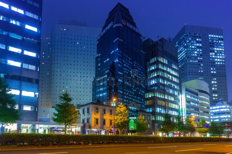 Cityscape of Shinjuku district with traffic lights on the street of Tokyo stock images Cityscape of Shinjuku district with traffic lights on the street of Tokyo stock images