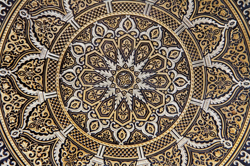 Toledo - détail de plat damascening typique. photo stock Toledo - détail de plat damascening typique. photo stock
