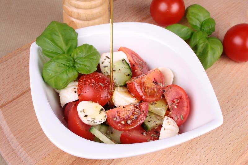 Tomato mozzarella salad with olive oil