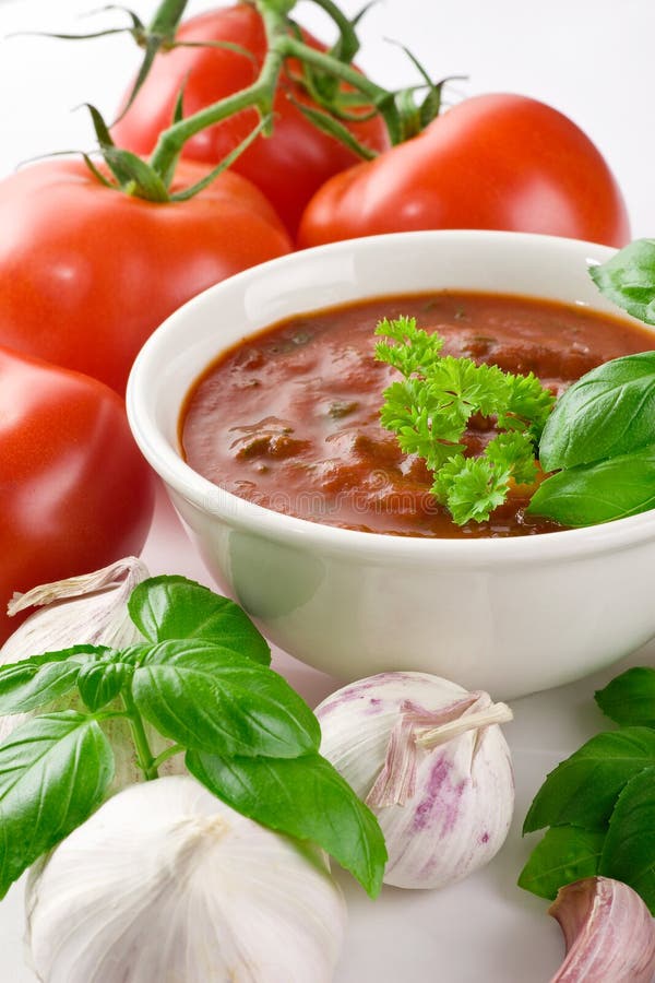 Tomato soup in bowl