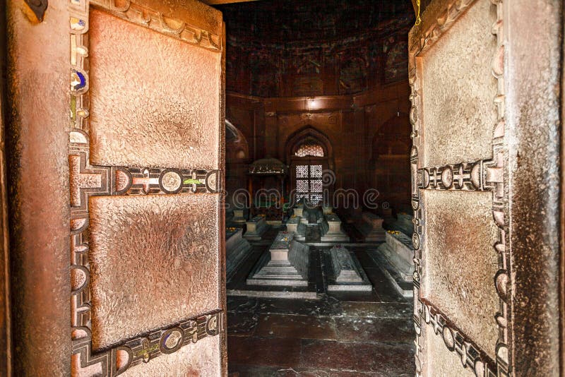 Tombs inside of the Jama Masjid Mosque in Fatehpur Sikri, Agra, Uttar Pradesh, India, Asia