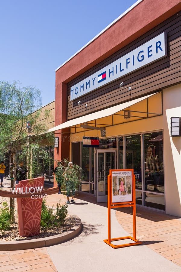 TOMMY HILFIGER CO OUTLET STORE - 10746 US Highway 98 W, Miramar