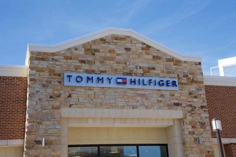 Tommy Hilfiger Shop At The Tanger 