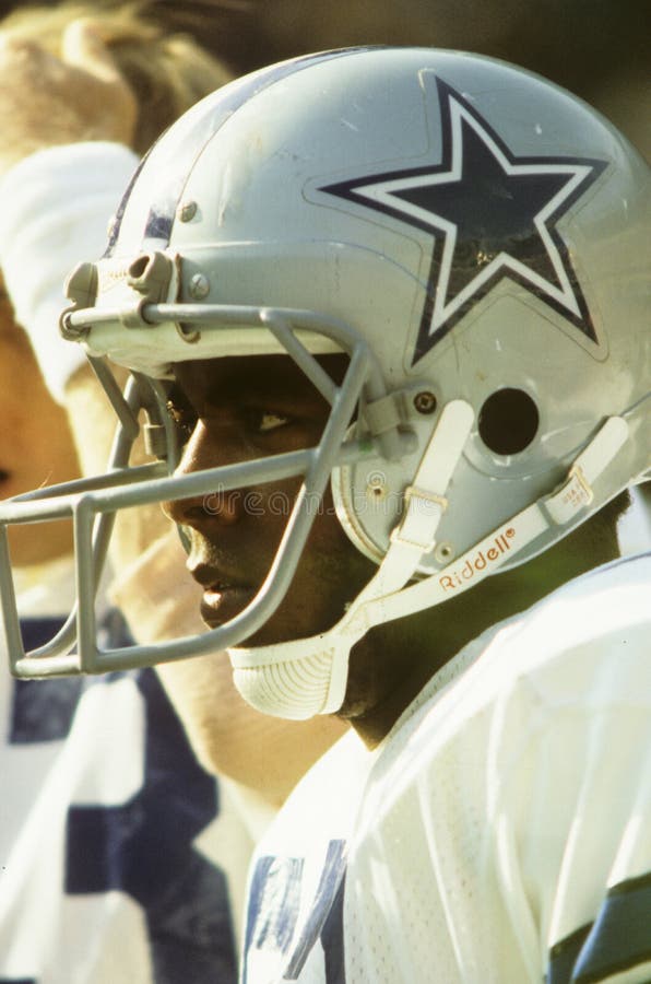 Dallas Cowboys runningback Tony Dorsett #33. (image taken from color slide)