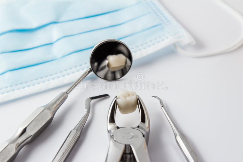 Tooth extraction stock photo. Image of pain, medical, mouth 7946630