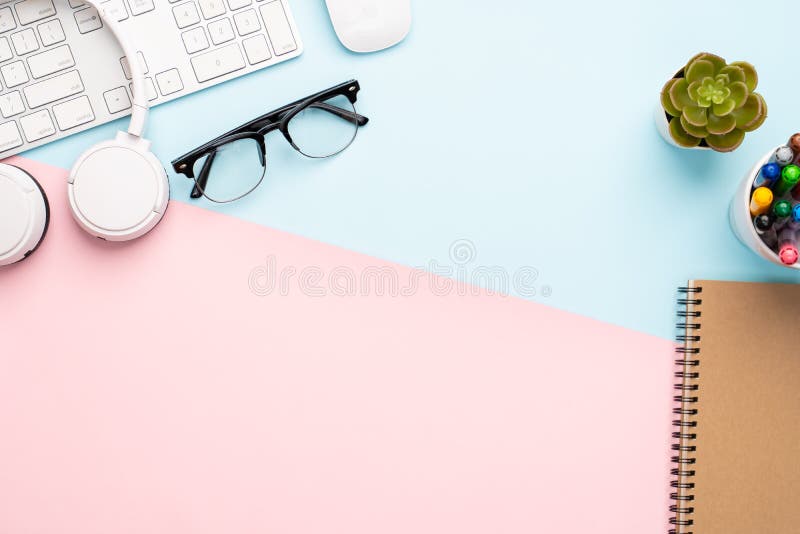 https://thumbs.dreamstime.com/b/top-view-copy-space-office-desk-accessories-198298114.jpg