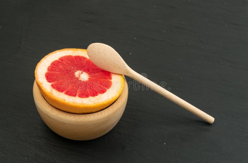 Toranja vermelha com casca alaranjada foto de stock