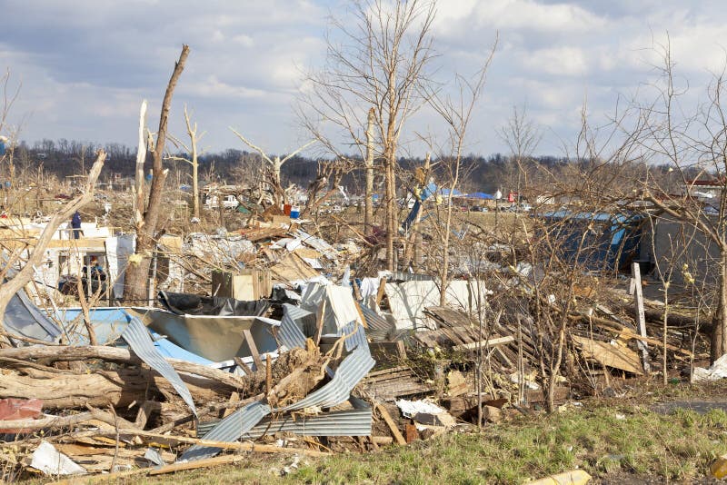 tornado-aftermath-henryville-indiana-23707862.jpg