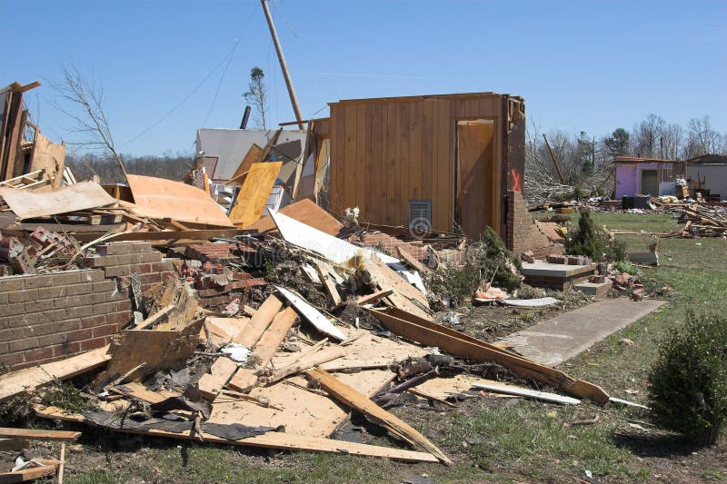 Tornado damage ky 10