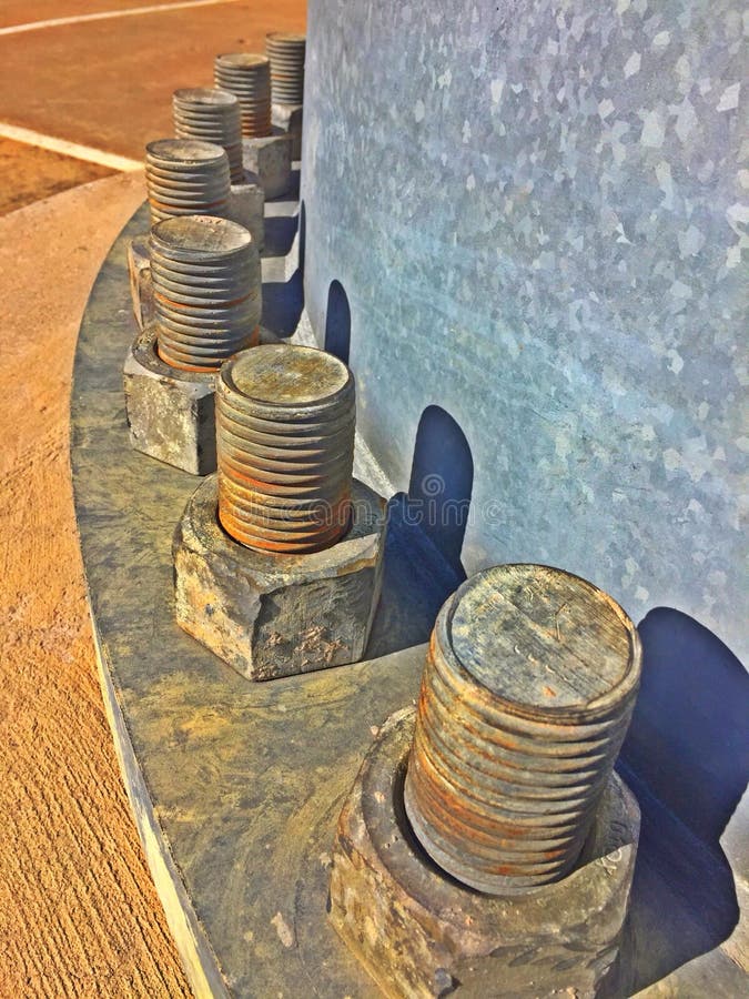 Tornillos industriales imagen de archivo. Imagen de tuerca 78897565