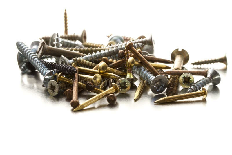 Tornillos y clavos de metal imágenes de archivo libres de regalías