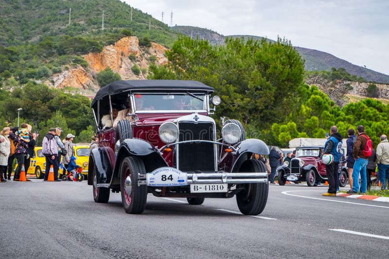 Torpedo de Chevrolet, rallye internacional Barcelona del coche del vintage de la 60.a edición - Sitges foto de archivo libre de regalías Torpedo de Chevrolet, rallye internacional Barcelona del coche del vintage de la 60.a edición - Sitges foto de archivo libre de regalías