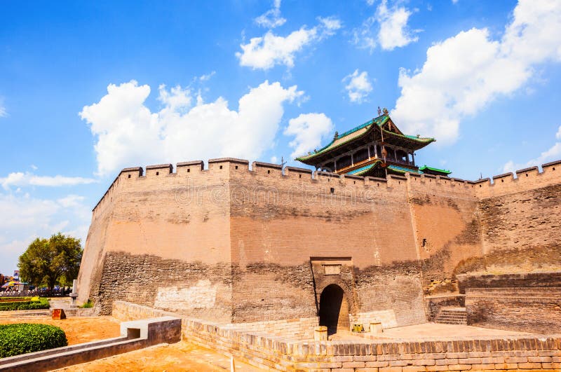 Torre da cena-porta de Pingyao e parede da cidade foto de stock Torre da cena-porta de Pingyao e parede da cidade foto de stock