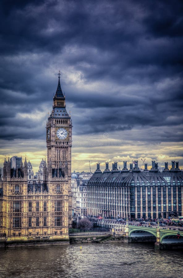 Torre de pulso de disparo de Big Ben imagem de stock Torre de pulso de disparo de Big Ben imagem de stock