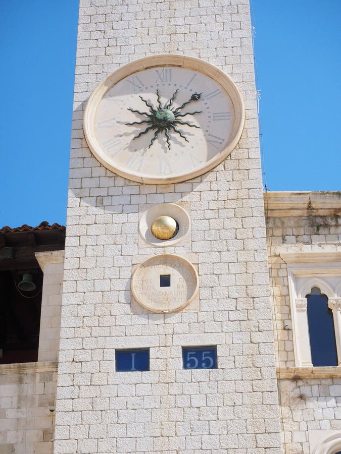 Metropolitano la seguridad Casi muerto Torre De Reloj Dubrovnik Croacia Imagen de archivo - Imagen de dubrovnik,  reloj: 136097601