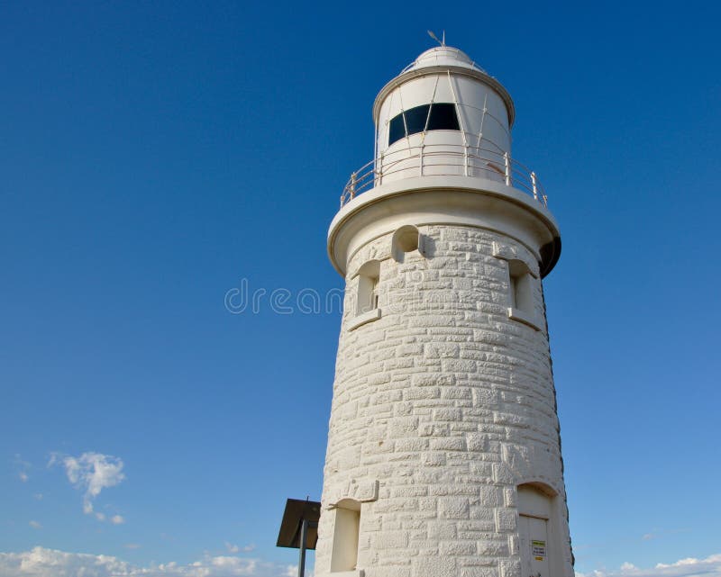 Torre del faro del calcare del punto di Woodman fotografie stock libere da diritti Torre del faro del calcare del punto di Woodman fotografie stock libere da diritti