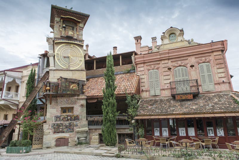 Torre di orologio a Tbilisi, Georgia fotografia stock libera da diritti Torre di orologio a Tbilisi, Georgia fotografia stock libera da diritti