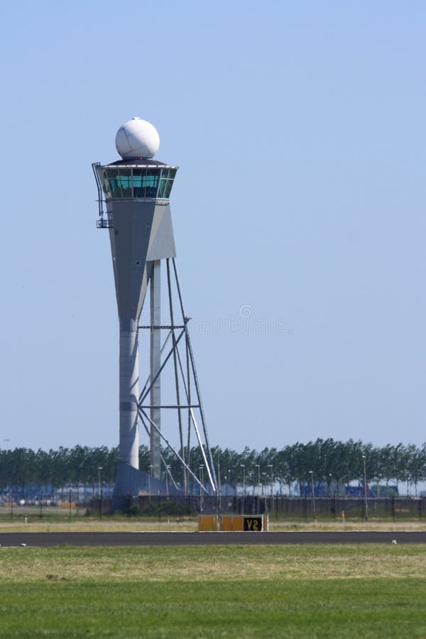 Torre do controlador aéreo imagens de stock Torre do controlador aéreo imagens de stock