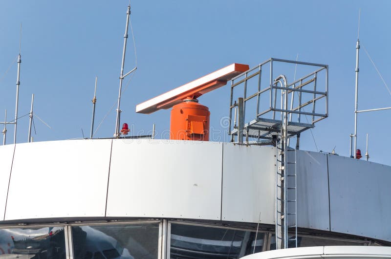 Torre do controlador aéreo foto de stock Torre do controlador aéreo foto de stock