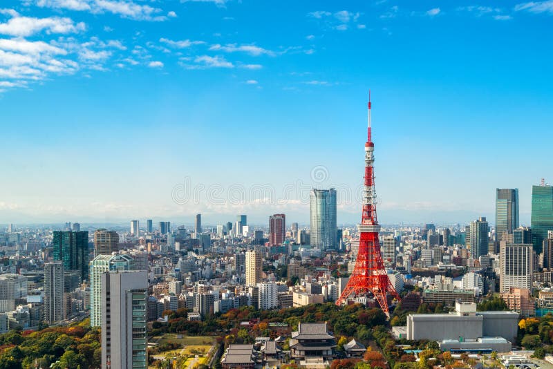 Torre de Tóquio, Japão - Horizonte e paisagem urbana de Tóquio imagem de stock royalty free