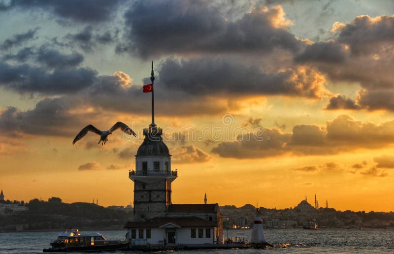 Torre nova imagem de stock Torre nova imagem de stock