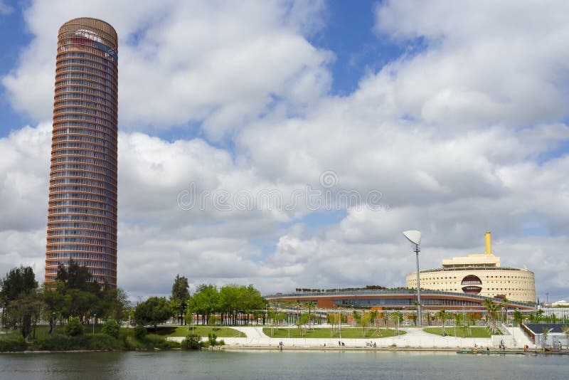 Torre Sevilla royalty-vrije stock afbeeldingen Torre Sevilla royalty-vrije stock afbeeldingen