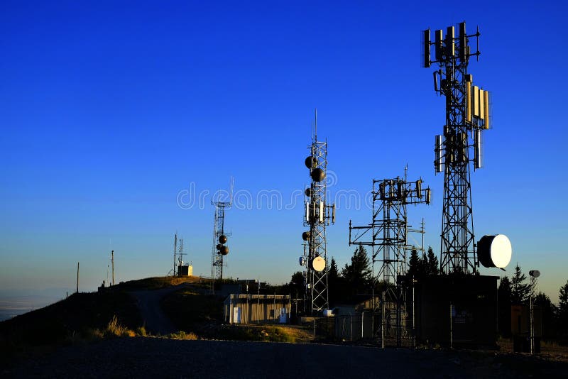 Torres de Comunicação de Difusão Celular de Rádio