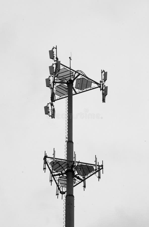 Torretta delle cellule fotografia stock libera da diritti Torretta delle cellule fotografia stock libera da diritti
