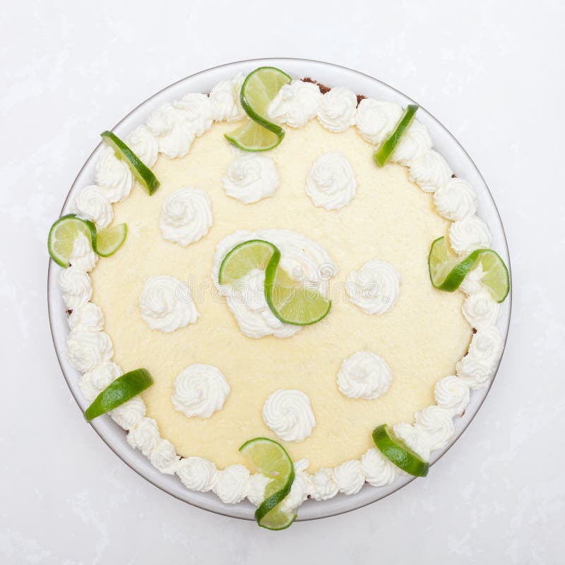 Torta della calce chiave immagine stock Torta della calce chiave immagine stock