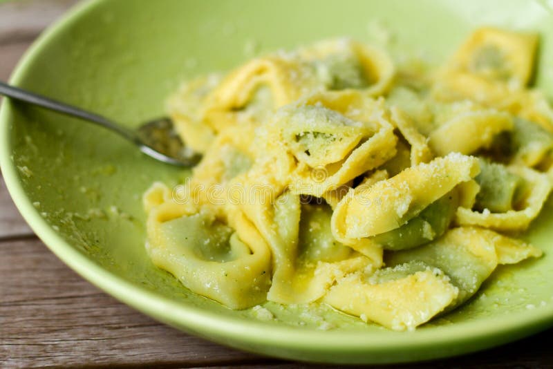 Tortellini spinaci e ricotta