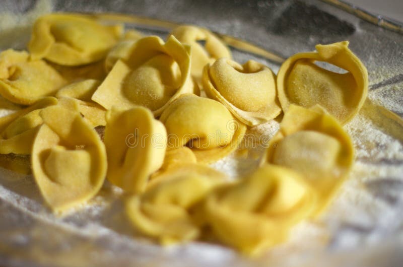 Tortellinideegwaren stock foto's Tortellinideegwaren stock foto's