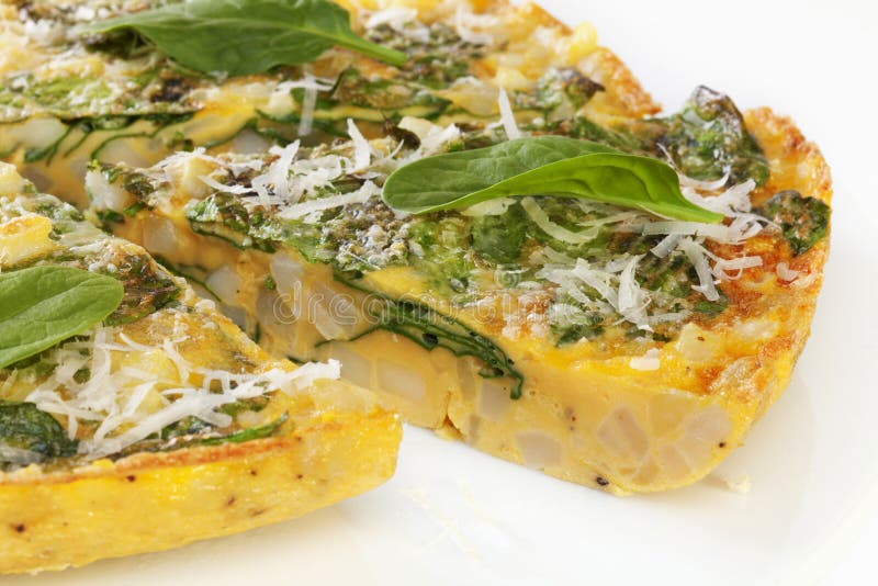 Tortilla Oder Frittata Mit Kartoffel Und Spinat Stockbild - Bild von ...